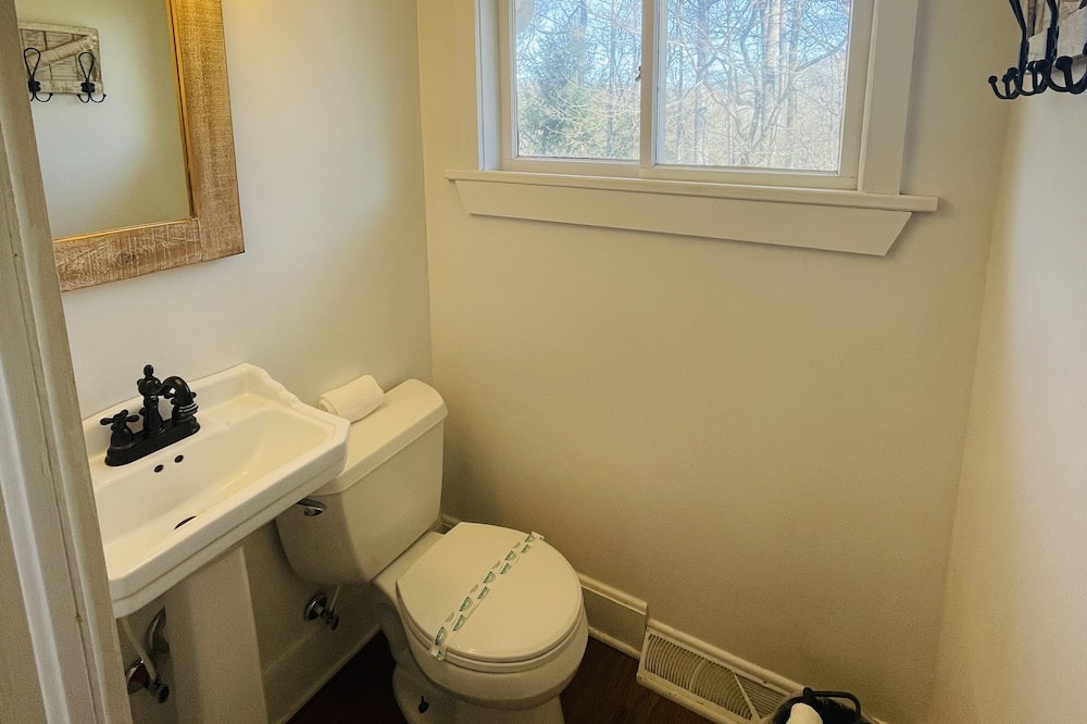 Photo of Bathroom in Clemmons