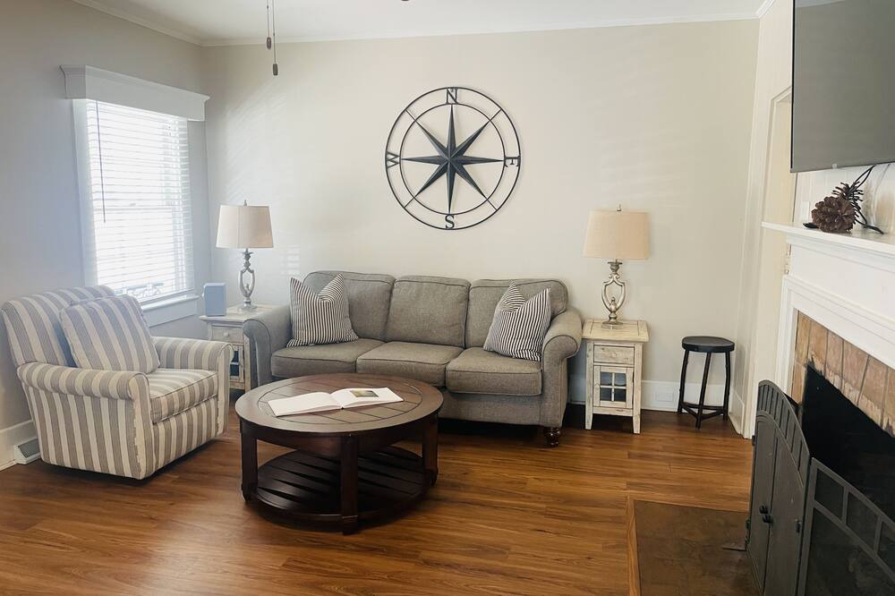 Photo of Livingroom in Clemmons