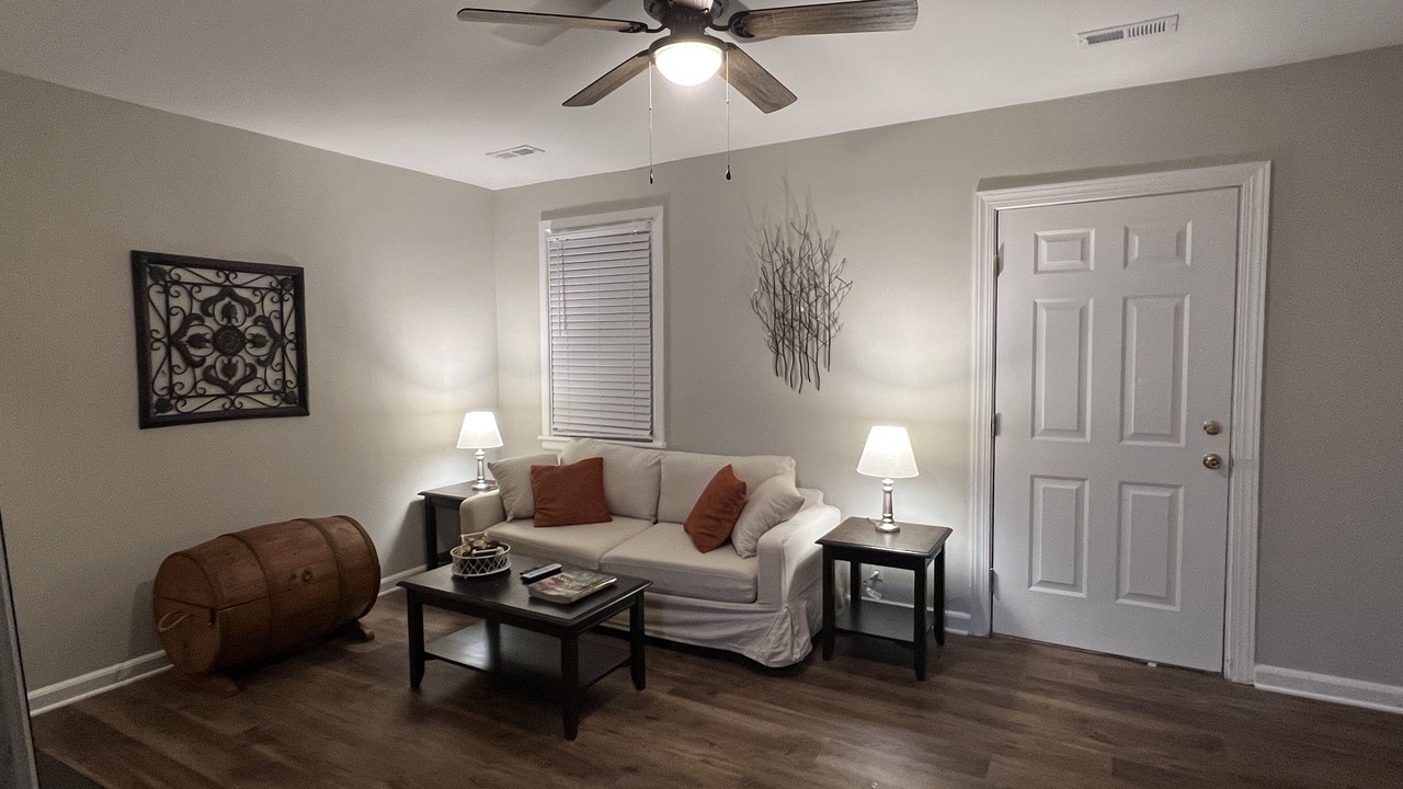 Photo of Livingroom in Greenville