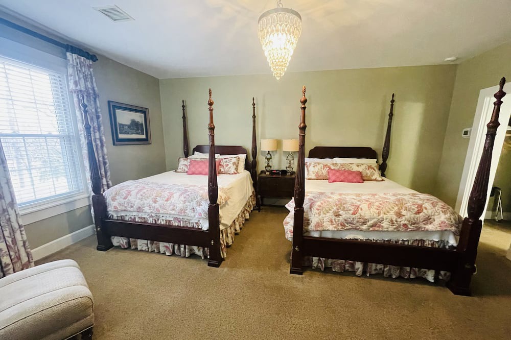 Photo of Bedroom in Clemmons