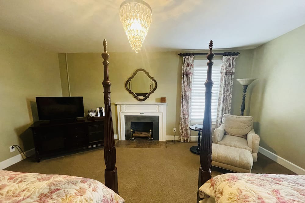 Photo of Bedroom in Clemmons