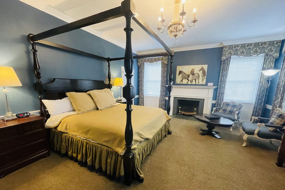 Photo of Bedroom in Clemmons