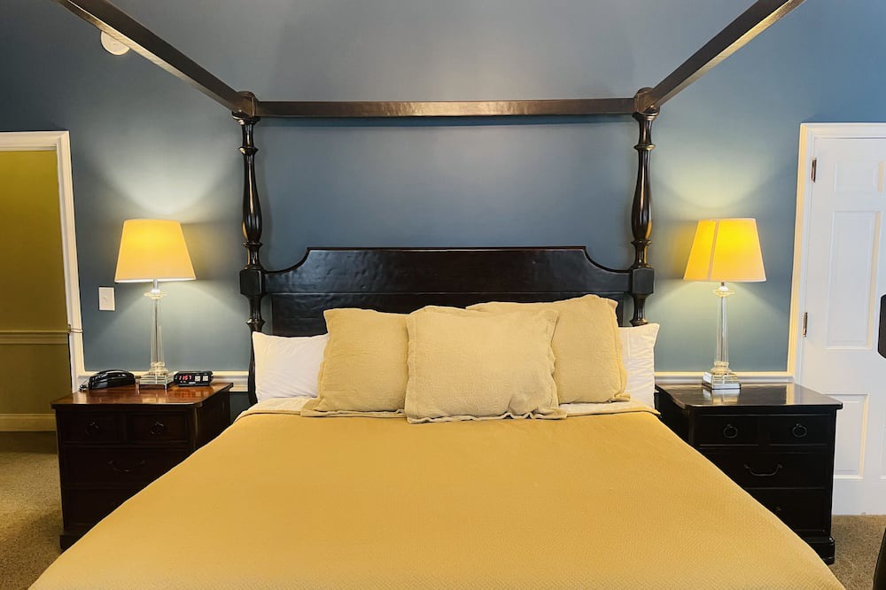 Photo of Bedroom in Clemmons