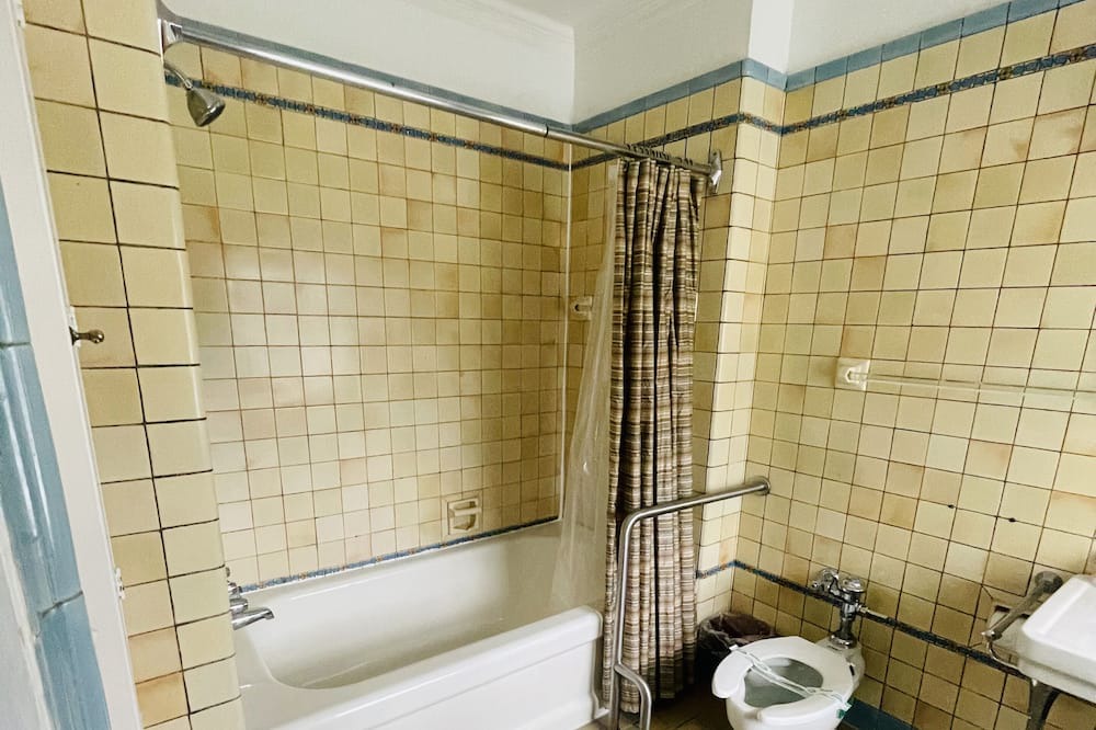Photo of Bathroom in Clemmons