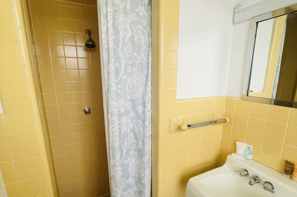 Photo of Bathroom in Clemmons