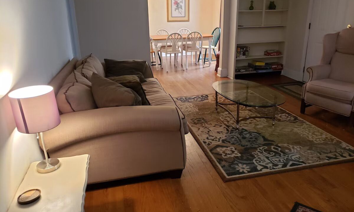 Photo of Livingroom in Sunset Hills