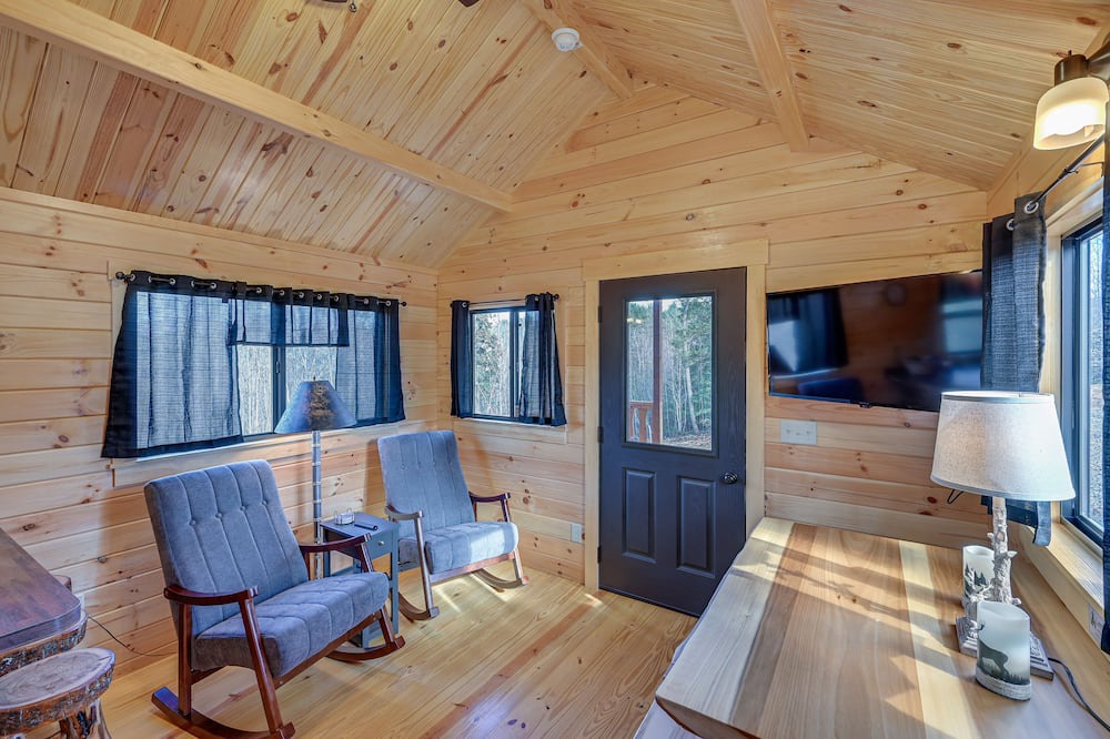 Photo of Bedroom in Traphill