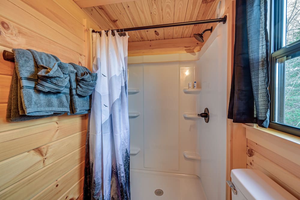 Photo of Bathroom in Traphill