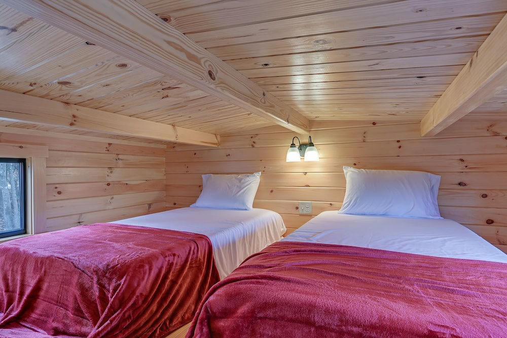 Photo of Bedroom in Traphill