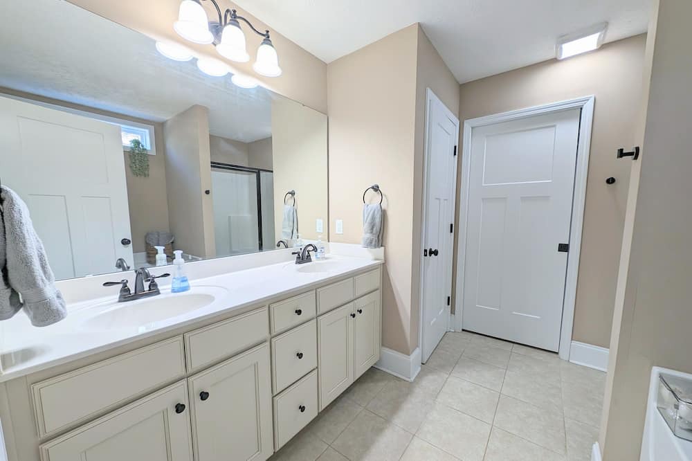 Photo of Bathroom in Pinehurst