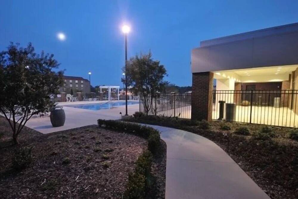 Photo of Outdoor in Rocky Mount