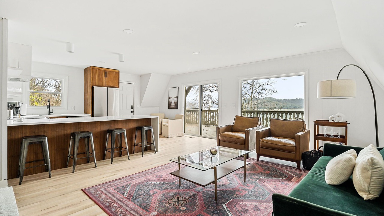 Photo of Livingroom in Smithville