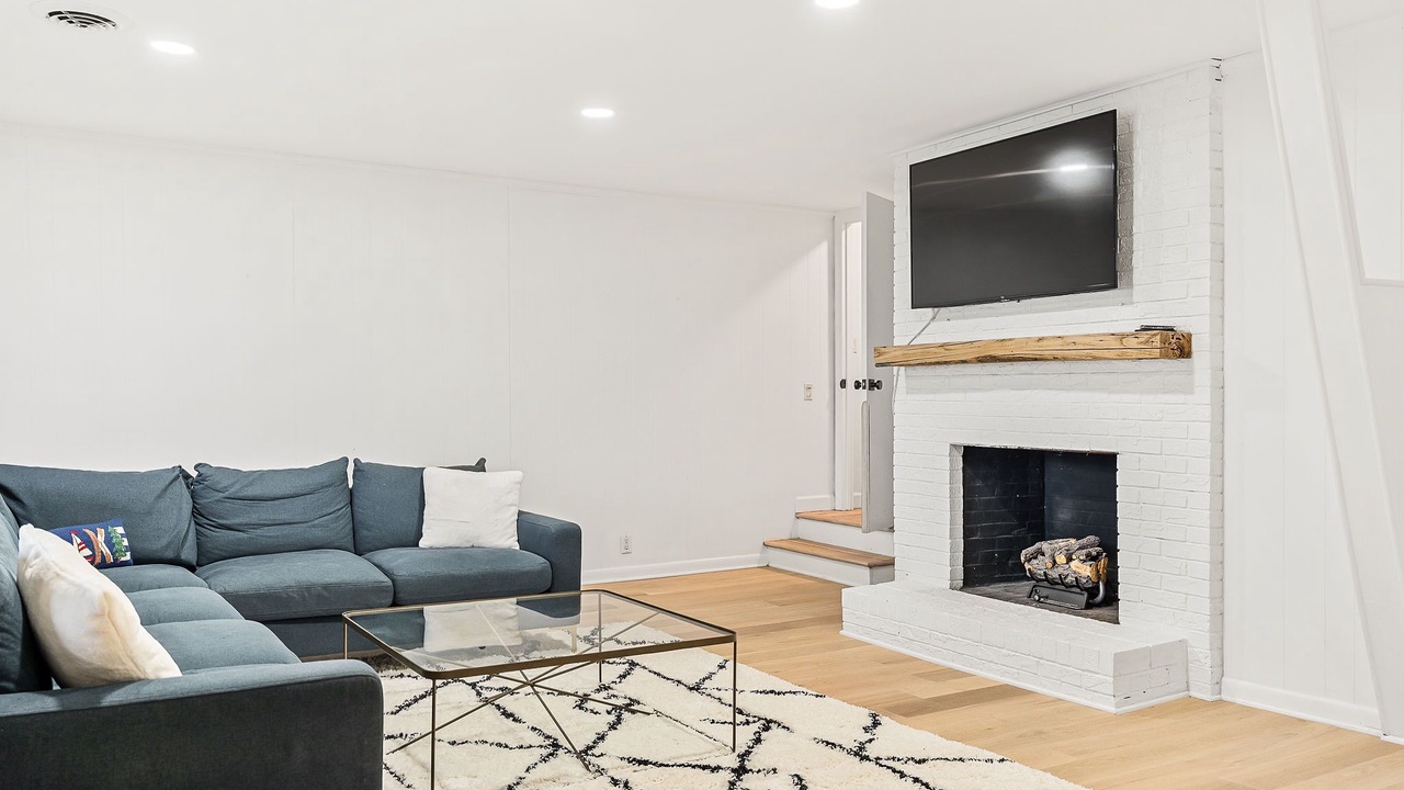 Photo of Livingroom in Smithville