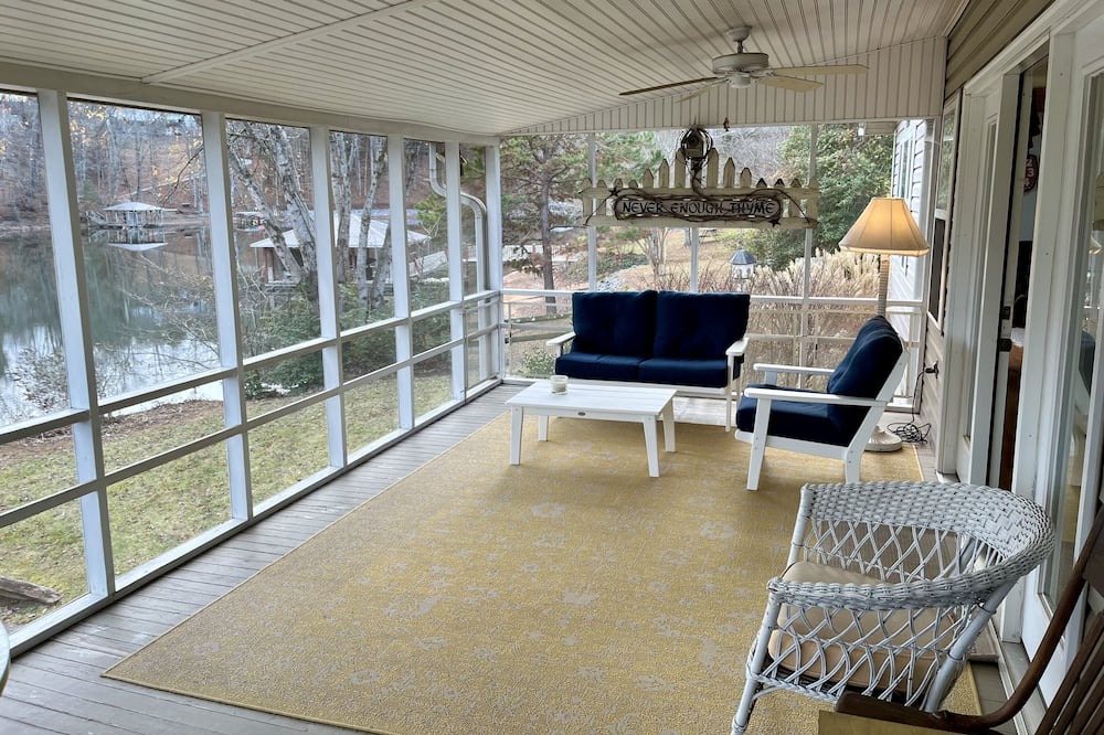Photo of Outdoor in Hickory