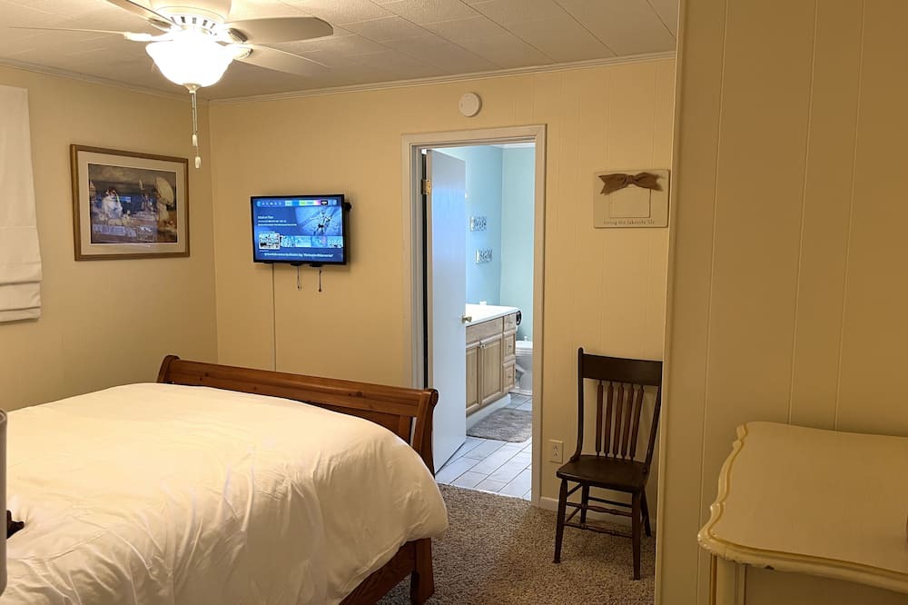 Photo of Bedroom in Hickory