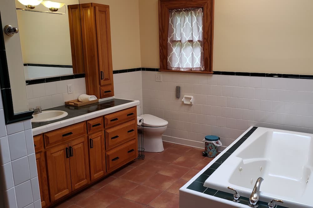 Photo of Bathroom in Greenville