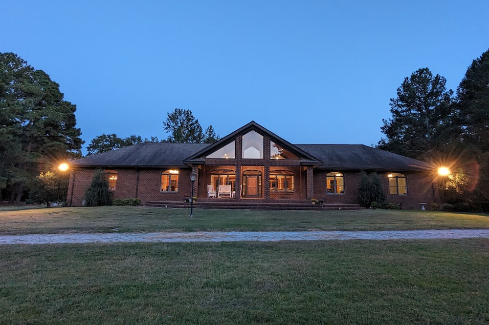 Photo of Outdoor in Greenville