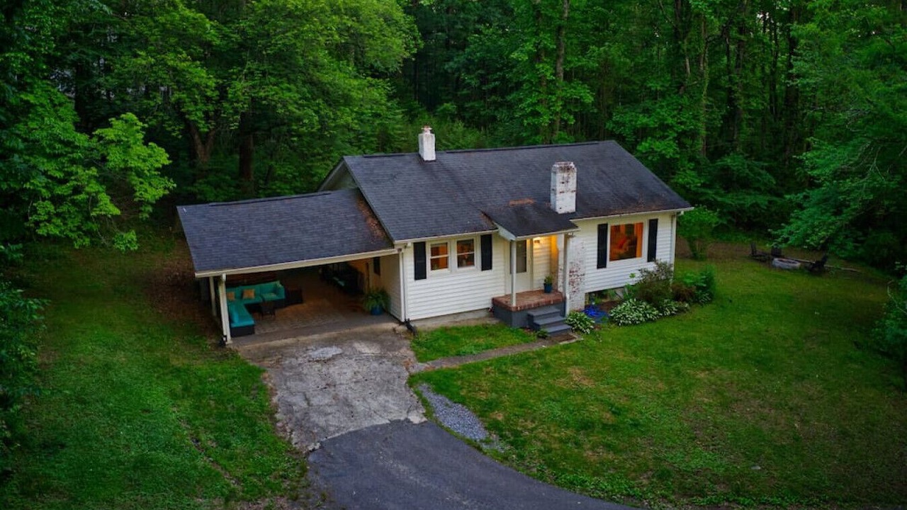 Photo of Outdoor in Candler