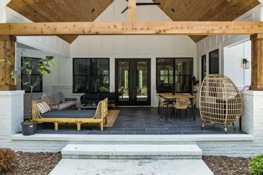 Photo of Outdoor in Lemon Springs