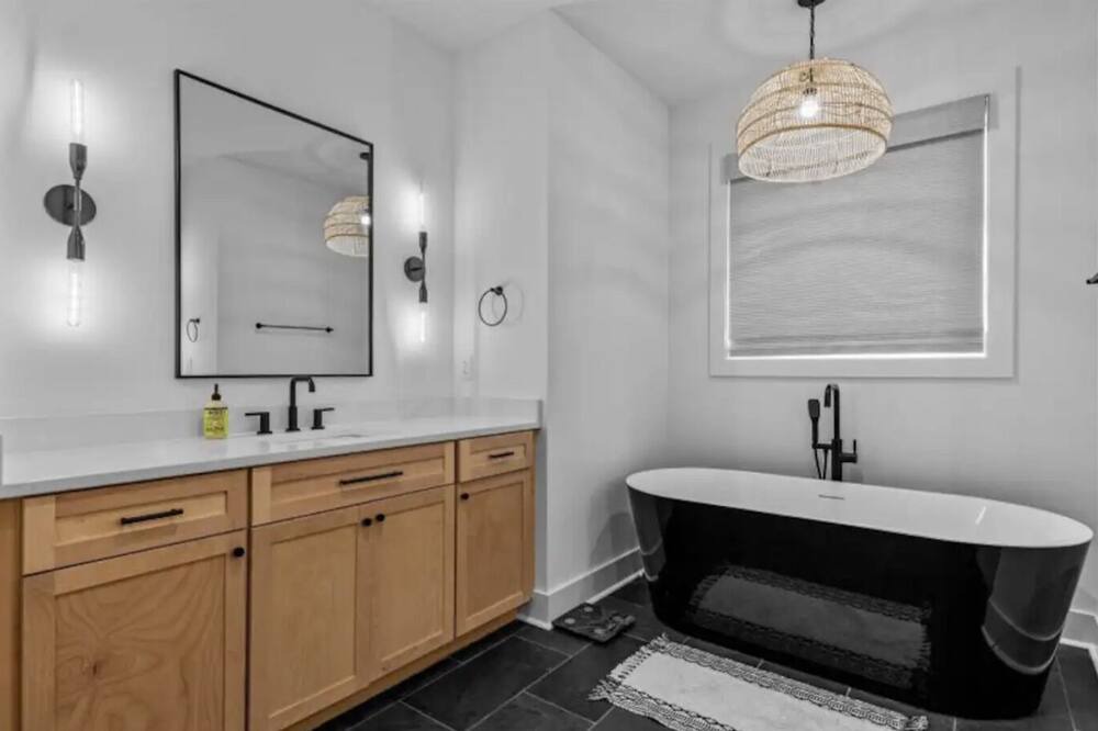 Photo of Bathroom in Lemon Springs