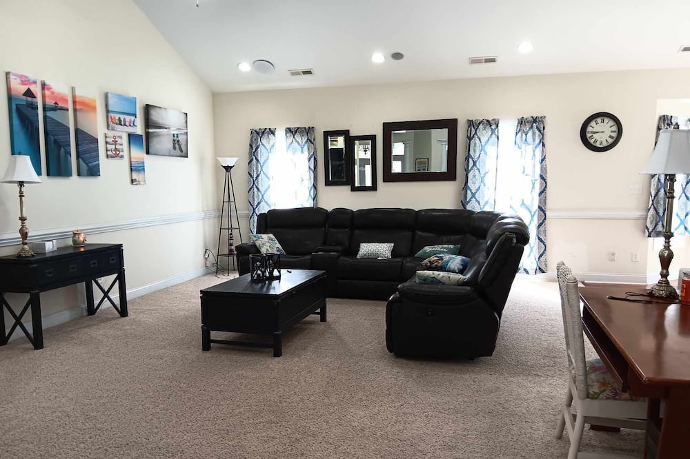 Photo of Livingroom in Westgate