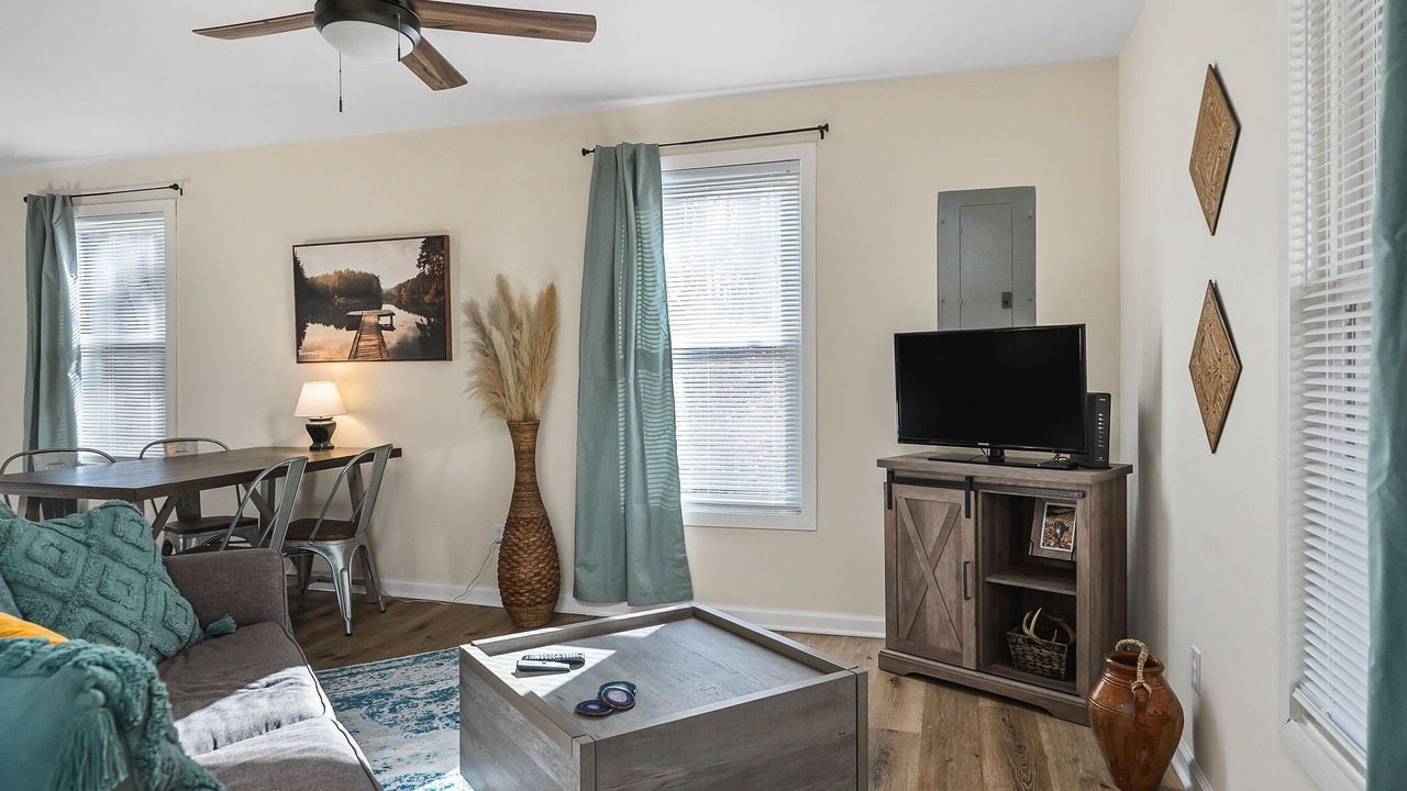 Photo of Livingroom in Smithville