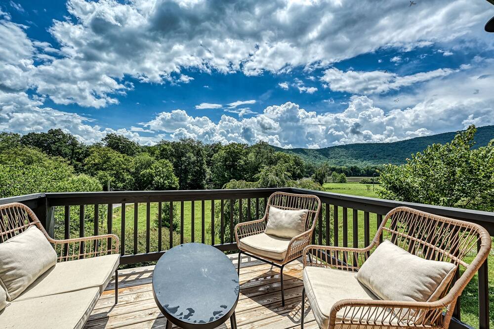 Photo of Outdoor in Horse Shoe