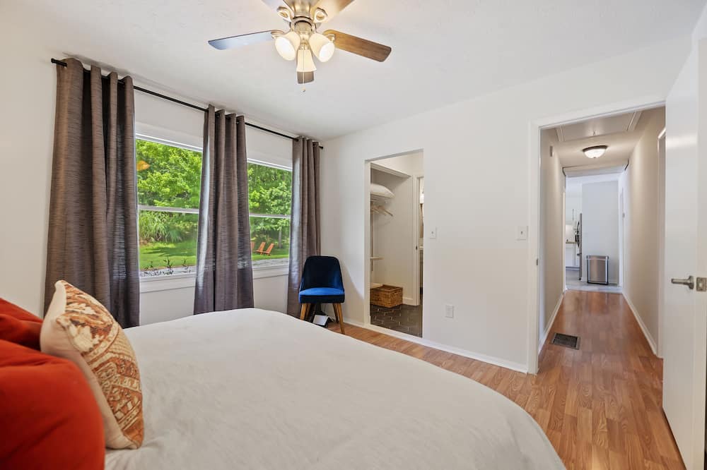 Photo of Bedroom in Horse Shoe