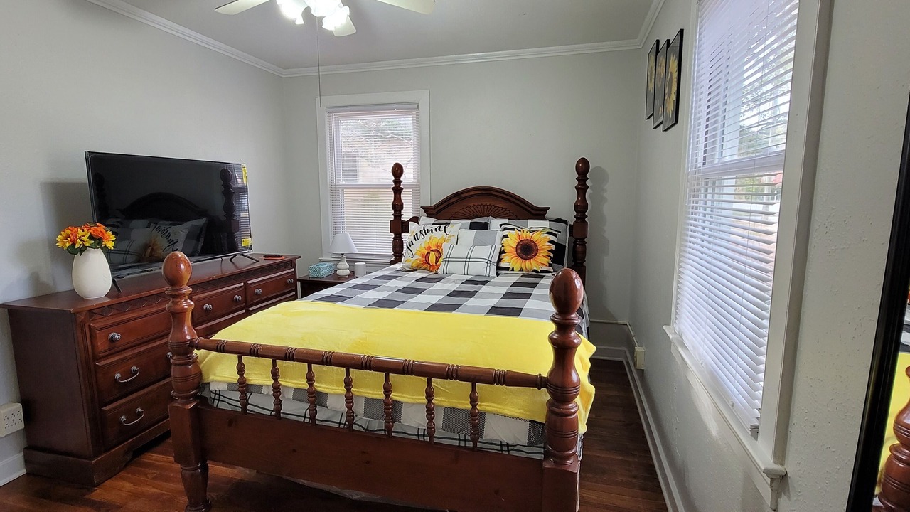 Photo of Bedroom in Kinston