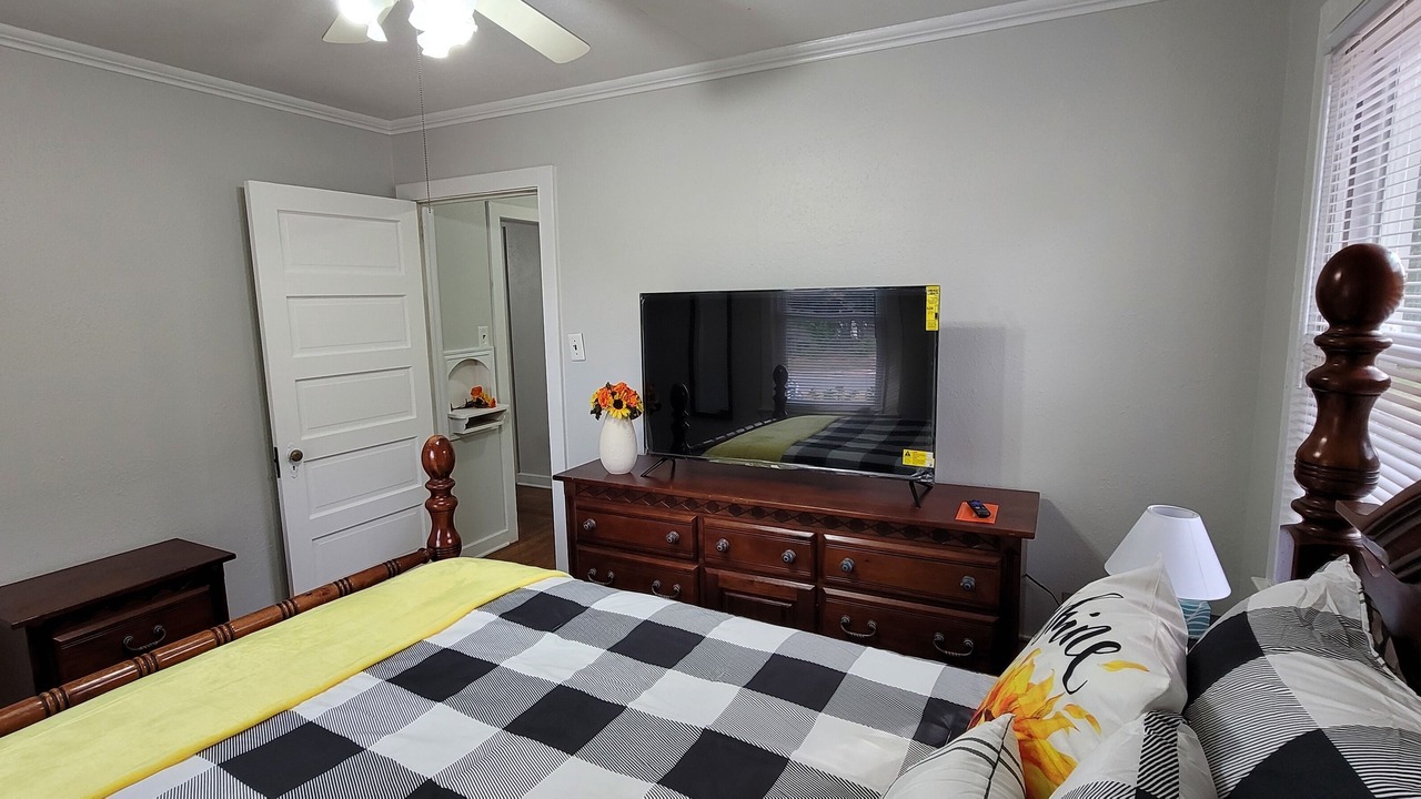 Photo of Bedroom in Kinston