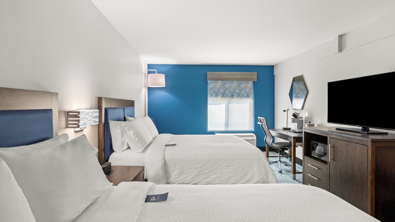 Photo of Bedroom in Woodfin