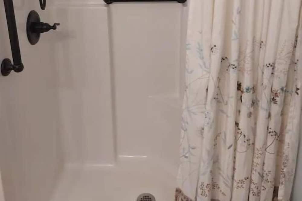 Photo of Bathroom in Randolph County