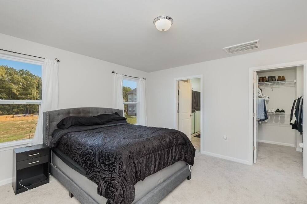 Photo of Bedroom in Selma