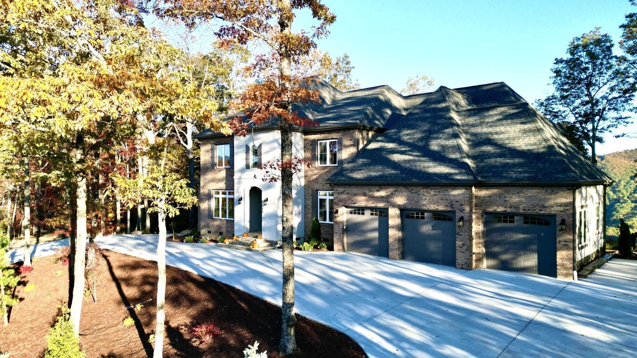 Photo of Outdoor in Black Mountain