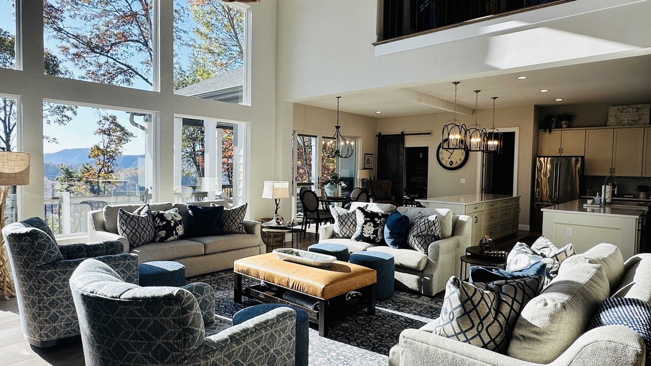Photo of Livingroom in Black Mountain