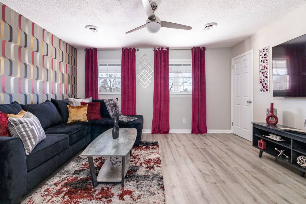 Photo of Livingroom in Graham