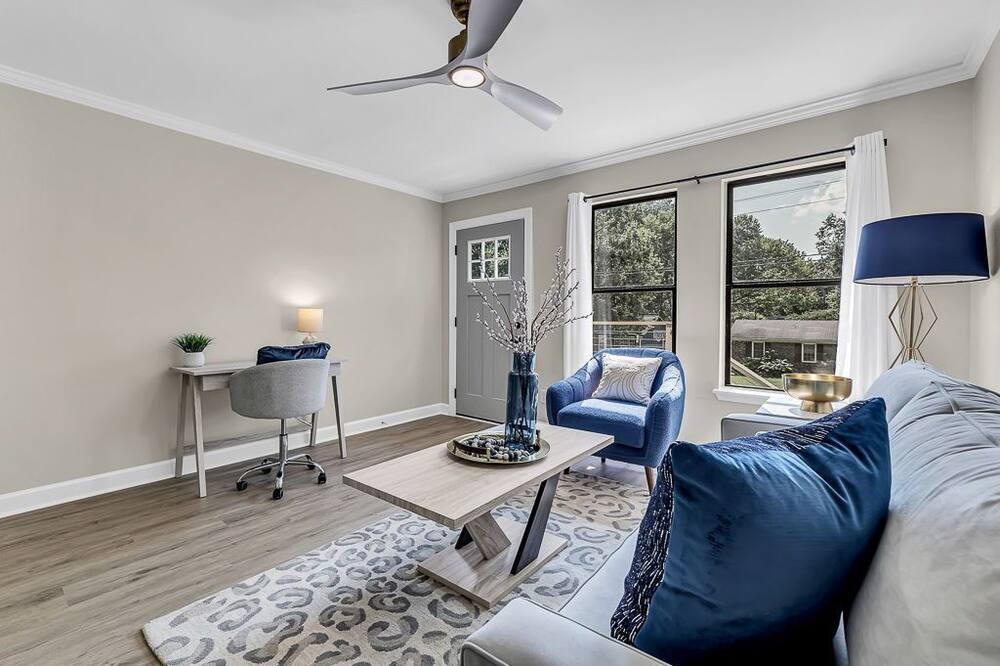 Photo of Livingroom in Gibsonville