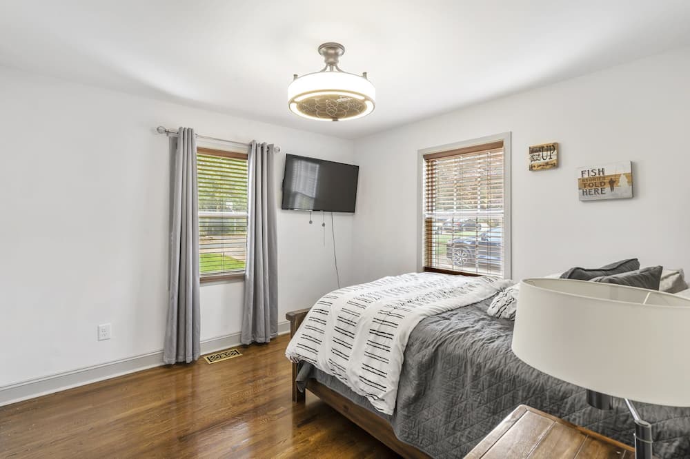 Photo of Bedroom in Belmont