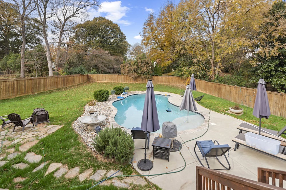 Photo of Outdoor in Belmont