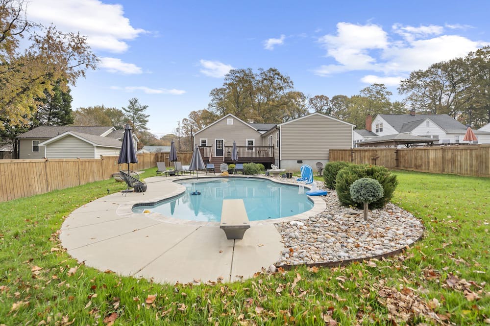 Photo of Outdoor in Belmont