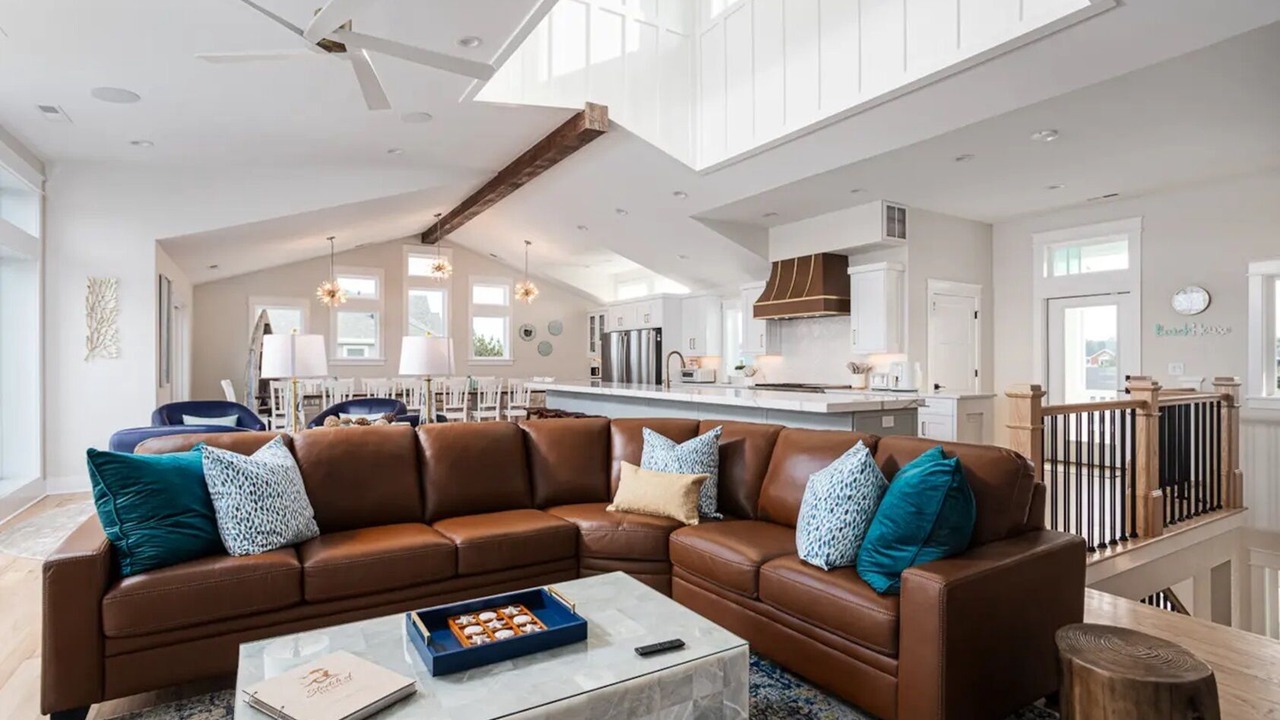 Photo of Livingroom in Whalehead Beach