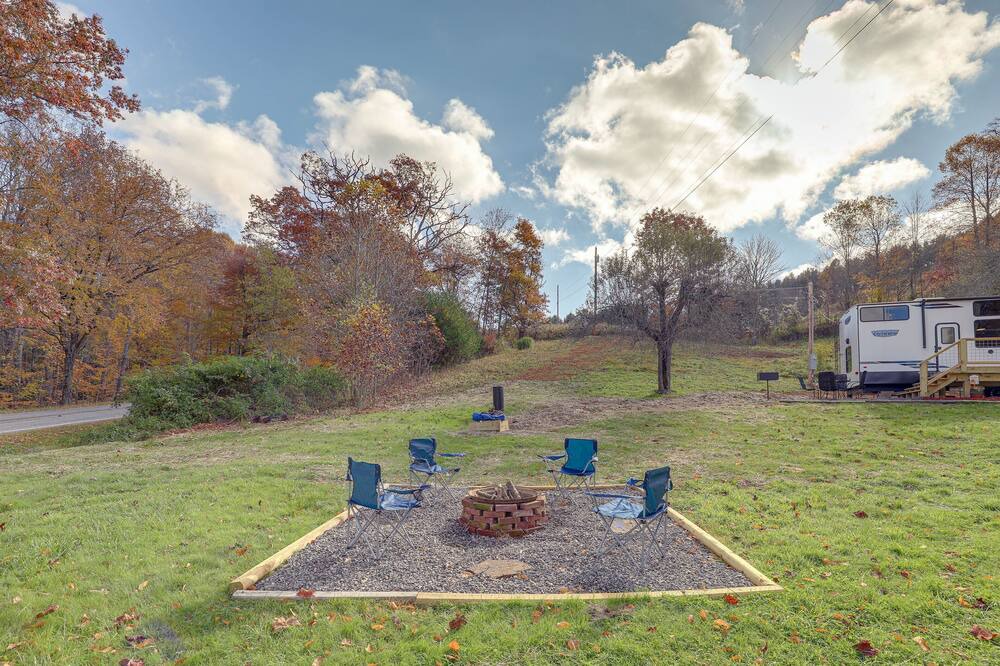 Photo of Outdoor in Mars Hill