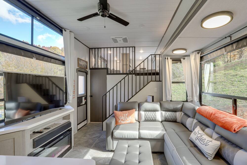 Photo of Bedroom in Mars Hill