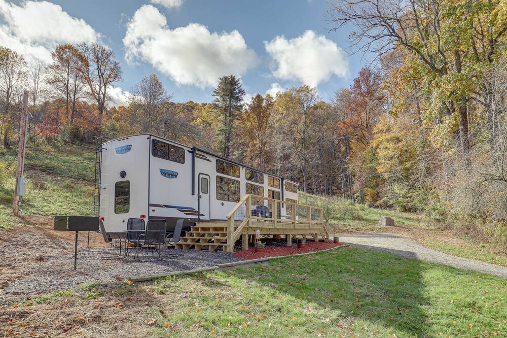 Photo of Outdoor in Mars Hill
