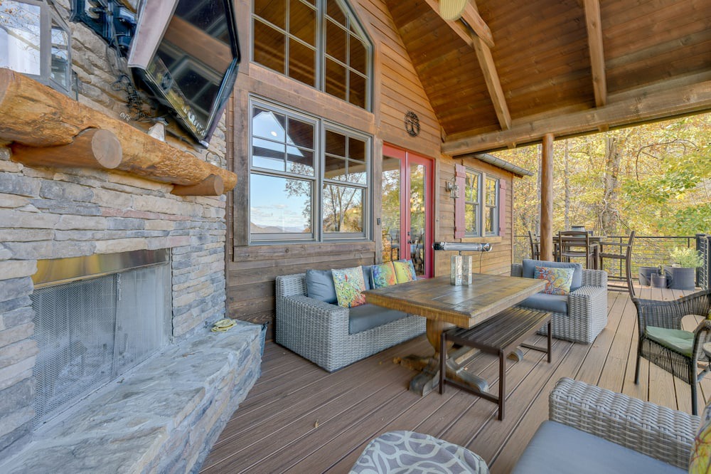 Photo of Livingroom in Bear Lake Reserve