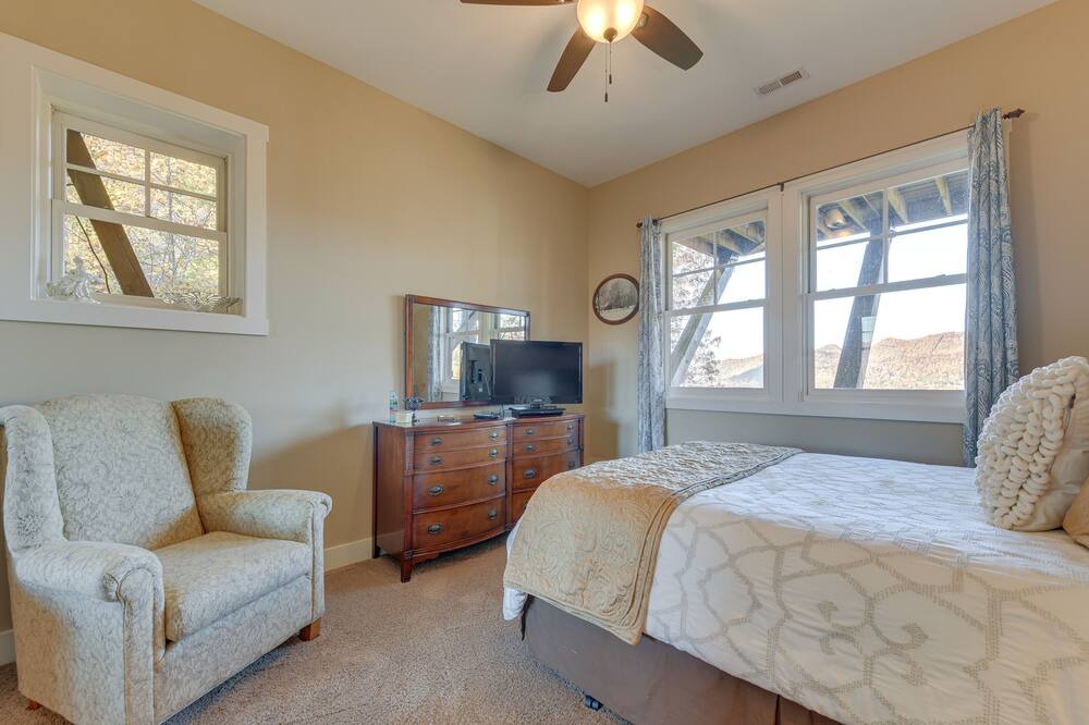 Photo of Bedroom in Bear Lake Reserve