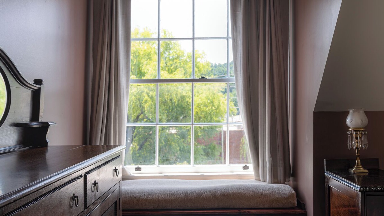 Photo of Bedroom in Burnsville
