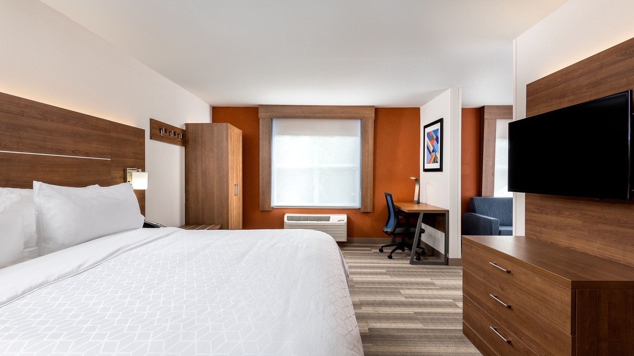 Photo of Bedroom in Chapel Hill