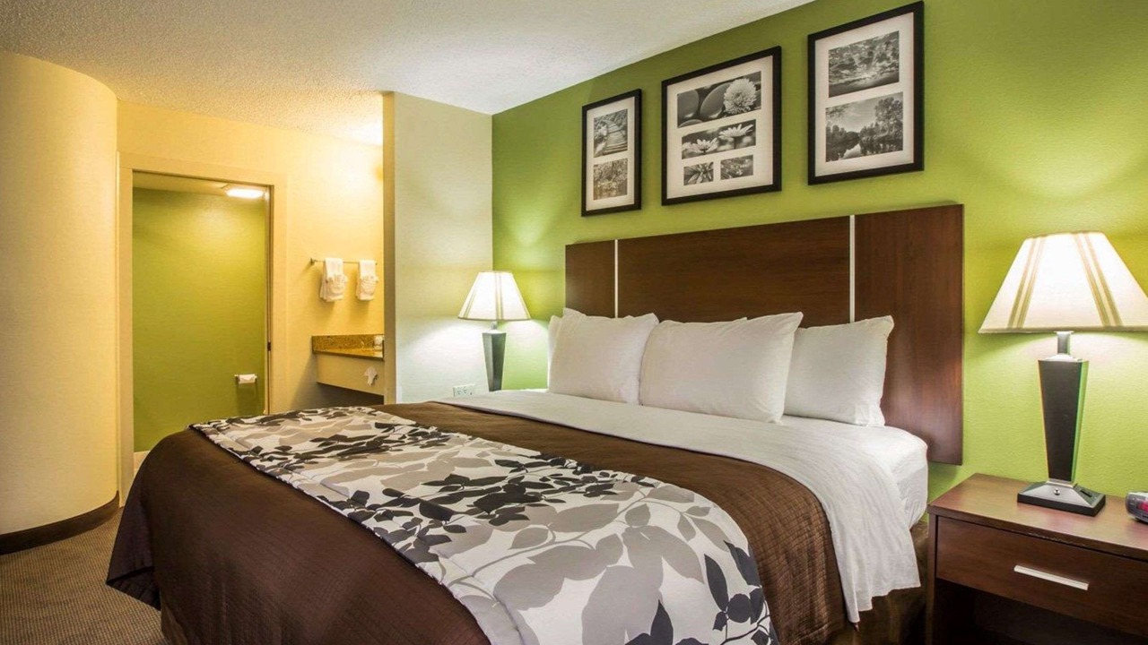 Photo of Bedroom in Asheville
