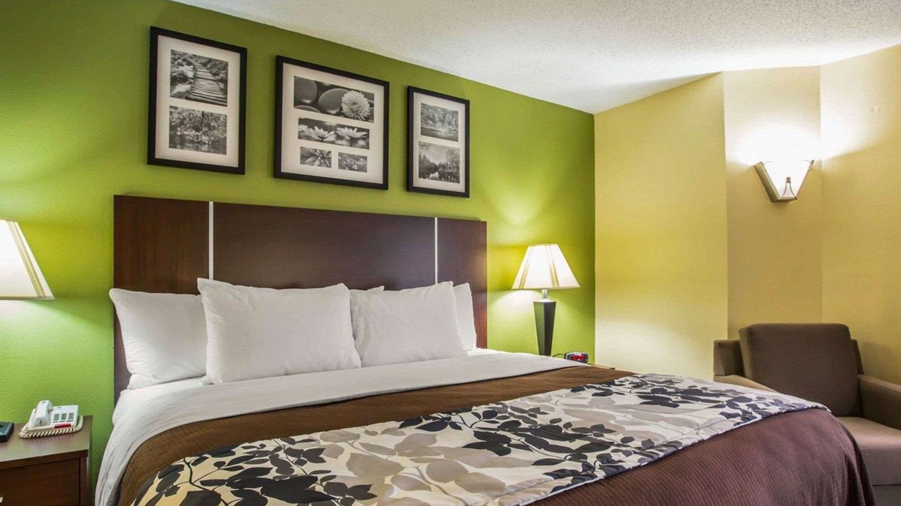 Photo of Bedroom in Asheville